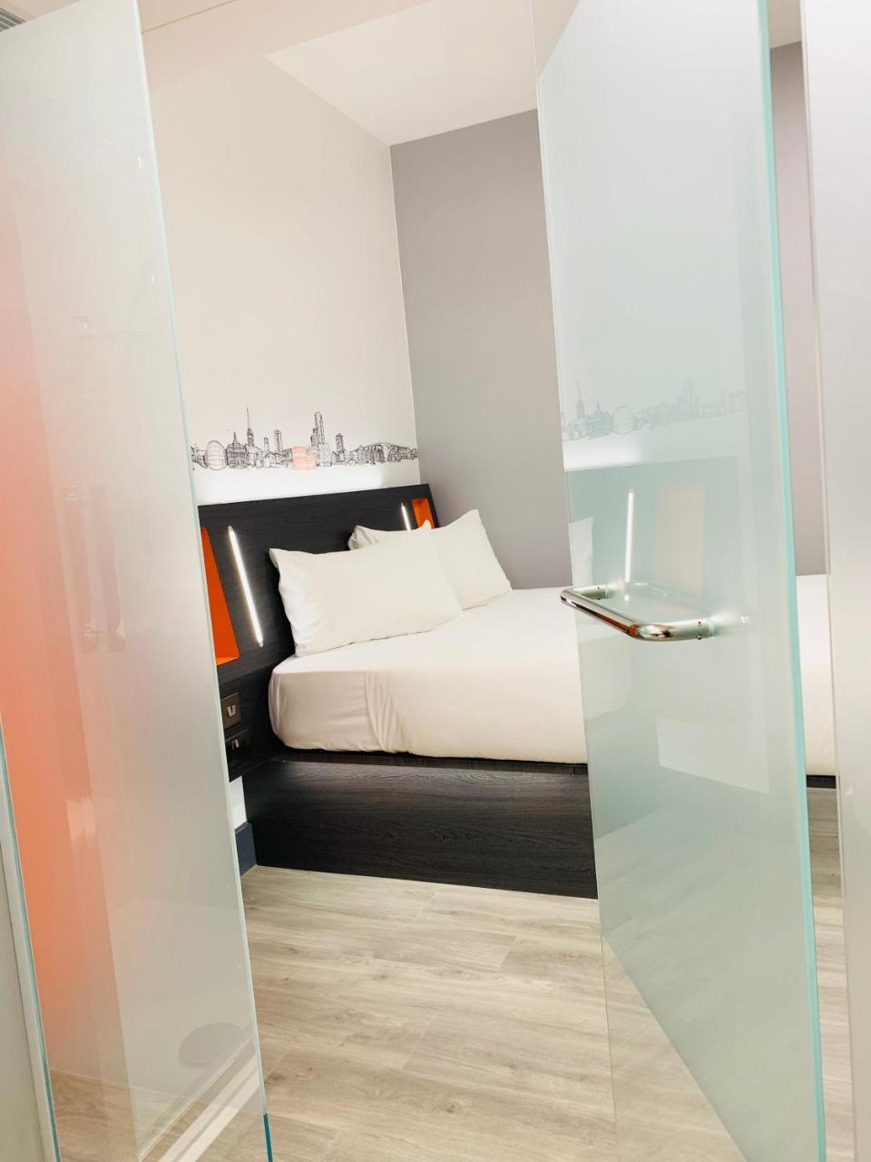 Easyhotel Ipswich Exteriör bild
